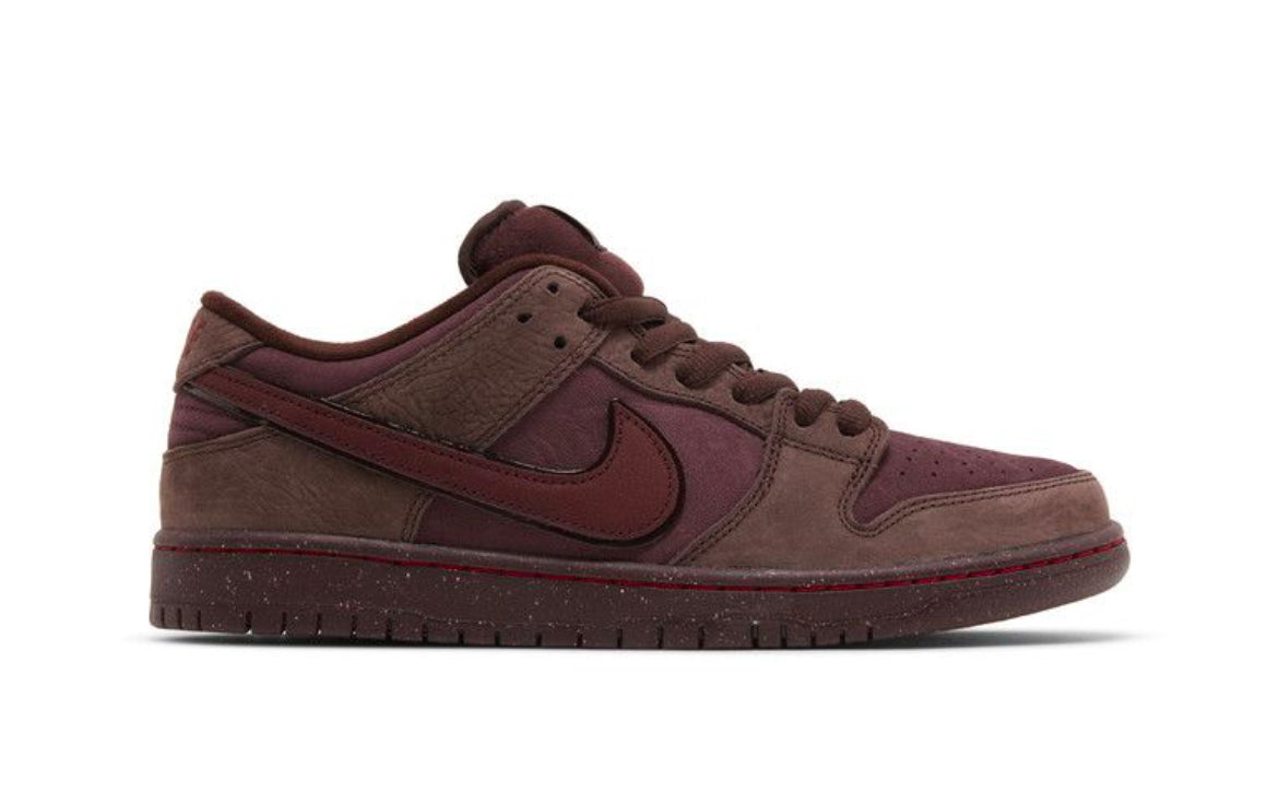 Nike SB Dunk Low City Of Love Burgundy Crush