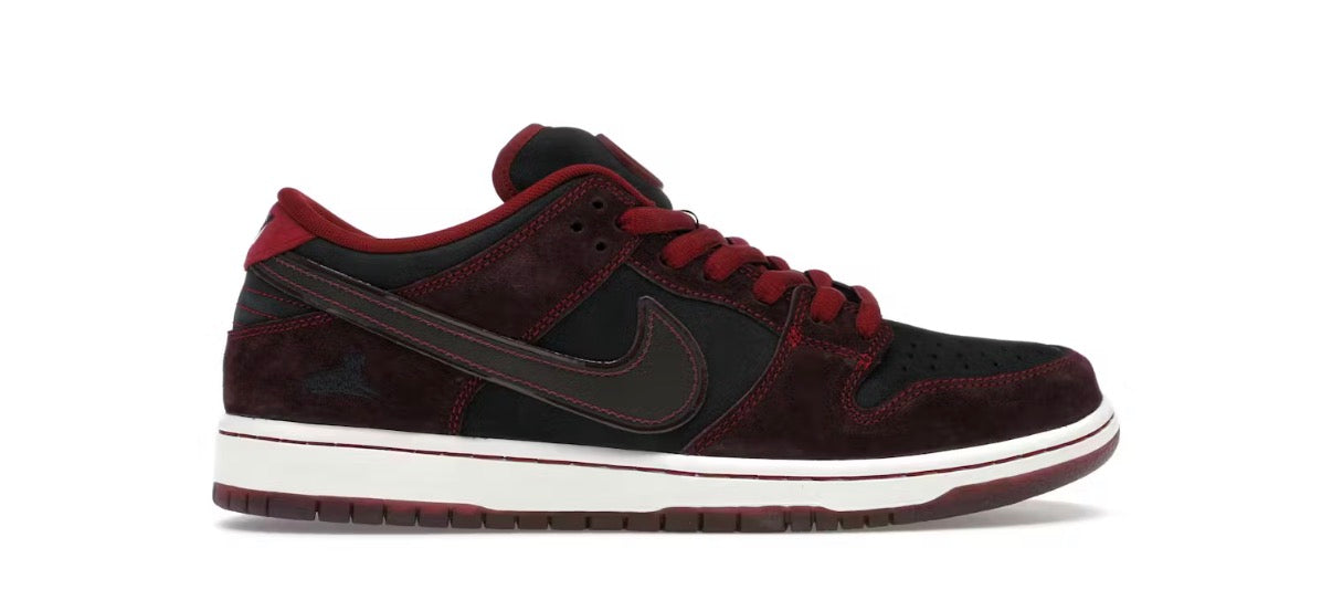 Nike SB Dunk Low Riot Skateshop